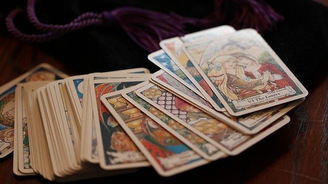 Astrology aids Tarot studies